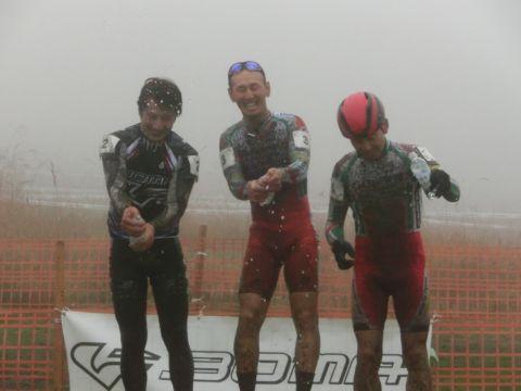 http://www.cyclocross.jp/news/2017/CCM1C1hyosho.jpg