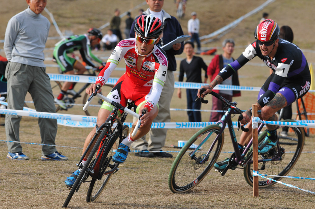 http://www.cyclocross.jp/news/3SD_0481.jpg