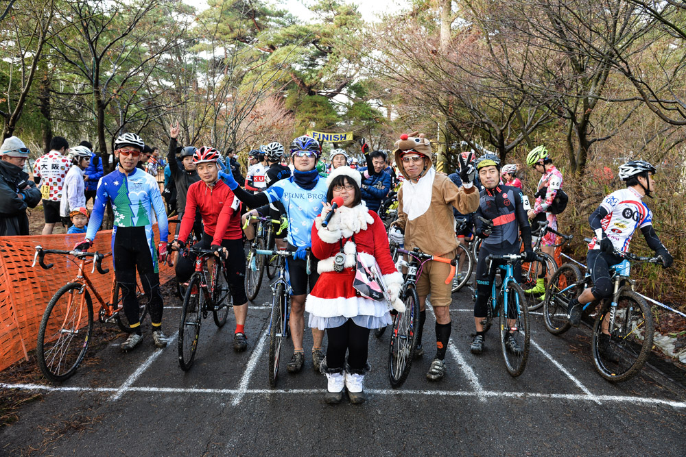 http://www.cyclocross.jp/news/61D_5028.jpg