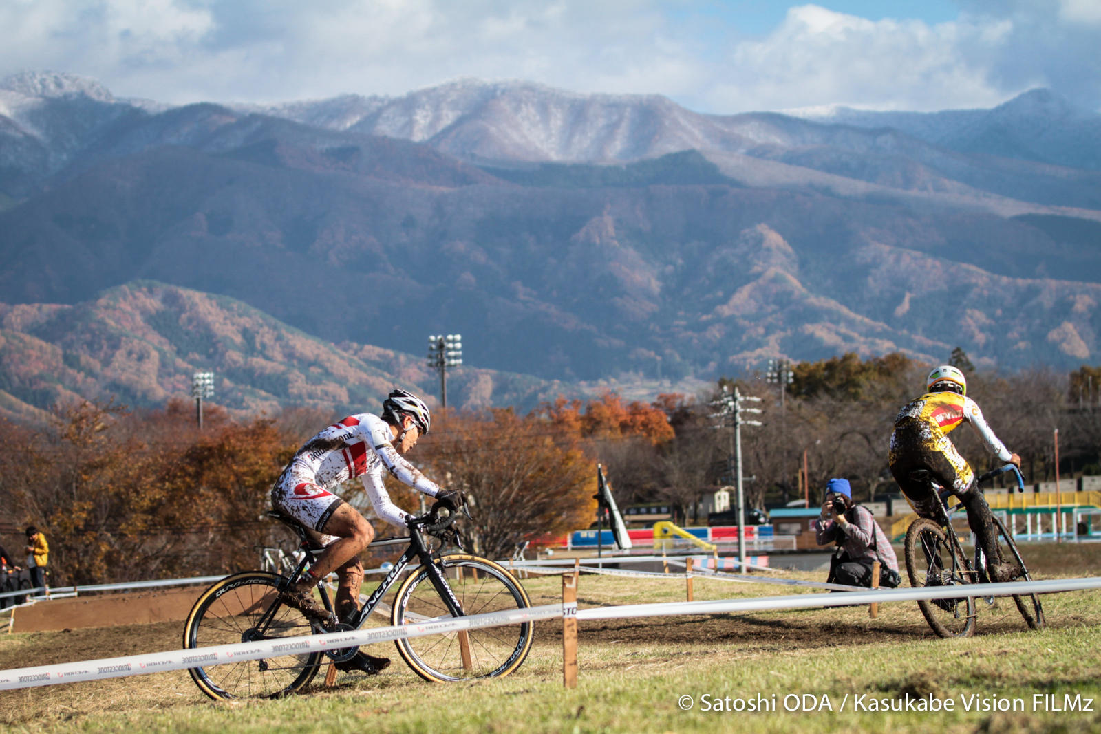 http://www.cyclocross.jp/news/JCX5_Iiyama/7D1_0947.jpg