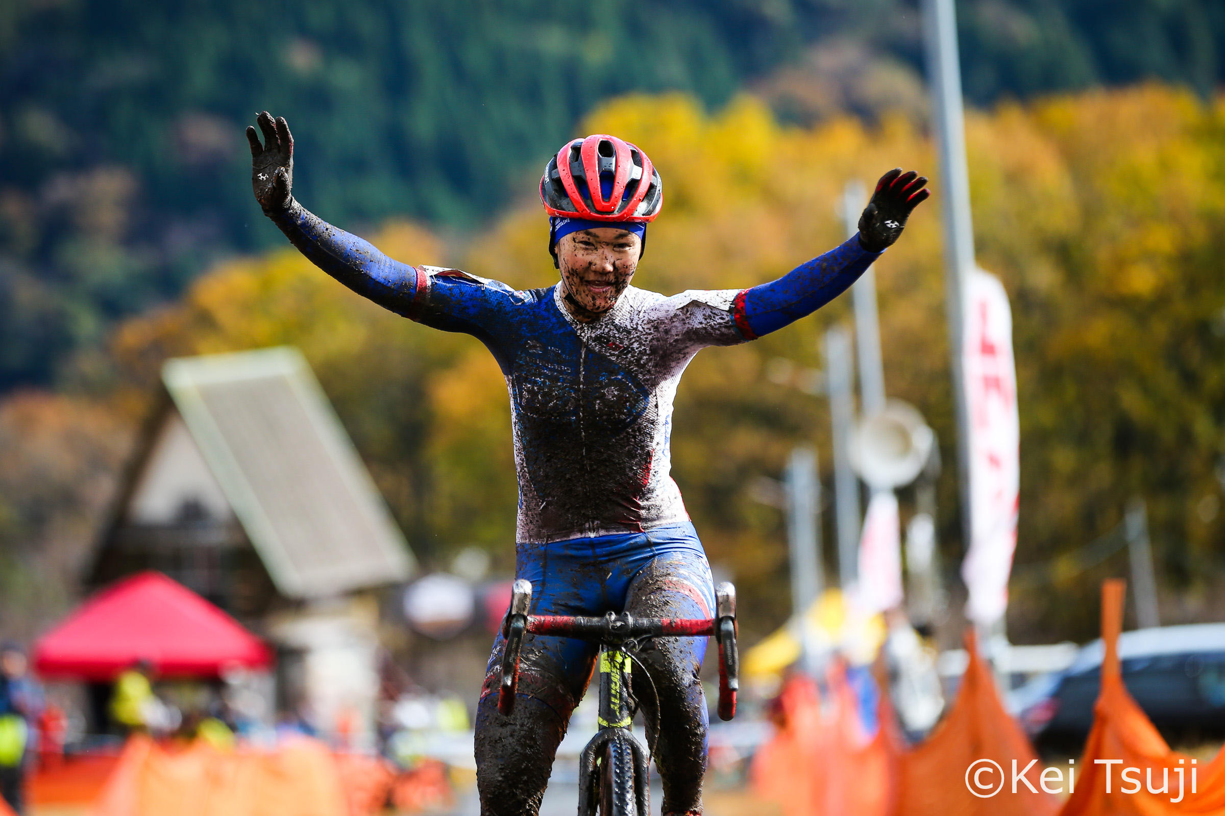 http://www.cyclocross.jp/news/JCX6_Makino/KEIX0436.jpg