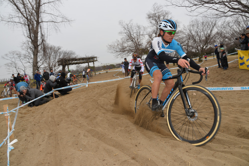 http://www.cyclocross.jp/news/KNS-156-009-7.jpg
