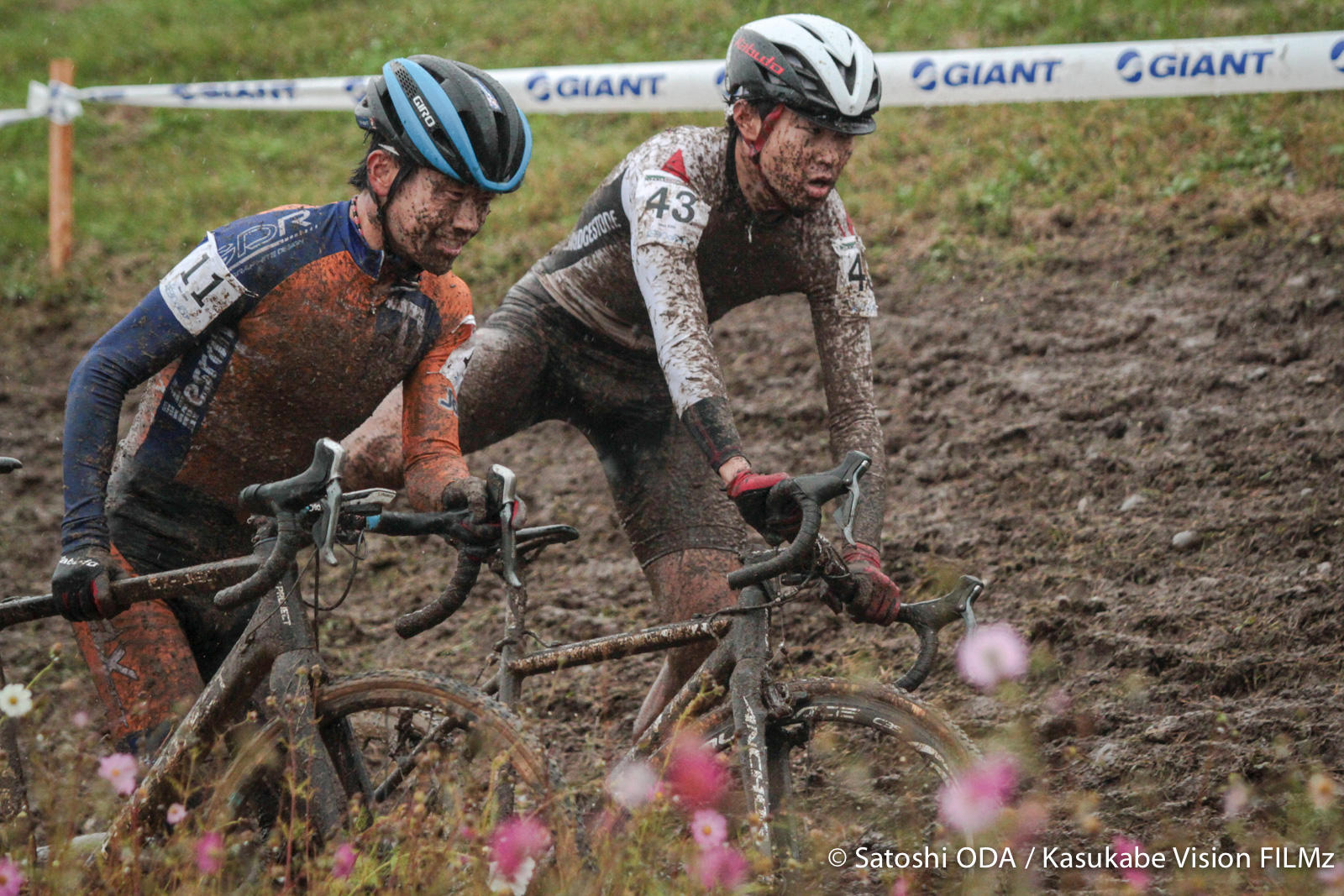 http://www.cyclocross.jp/news/ef9054836d2194475c04b44e7efe4a2418e3d4a8.jpg