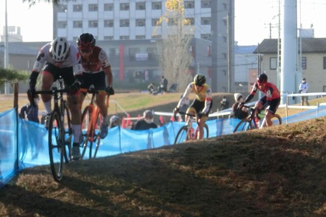 https://www.cyclocross.jp/news/1fea81ee6e8b58d62b9176dc3d40a28b5f349276.jpg