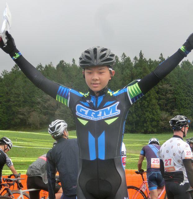 https://www.cyclocross.jp/news/4f2484dd80eaf7e16b250d18dbd95680b6598c6d.JPG