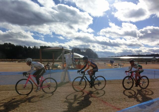 https://www.cyclocross.jp/news/C1race.JPG