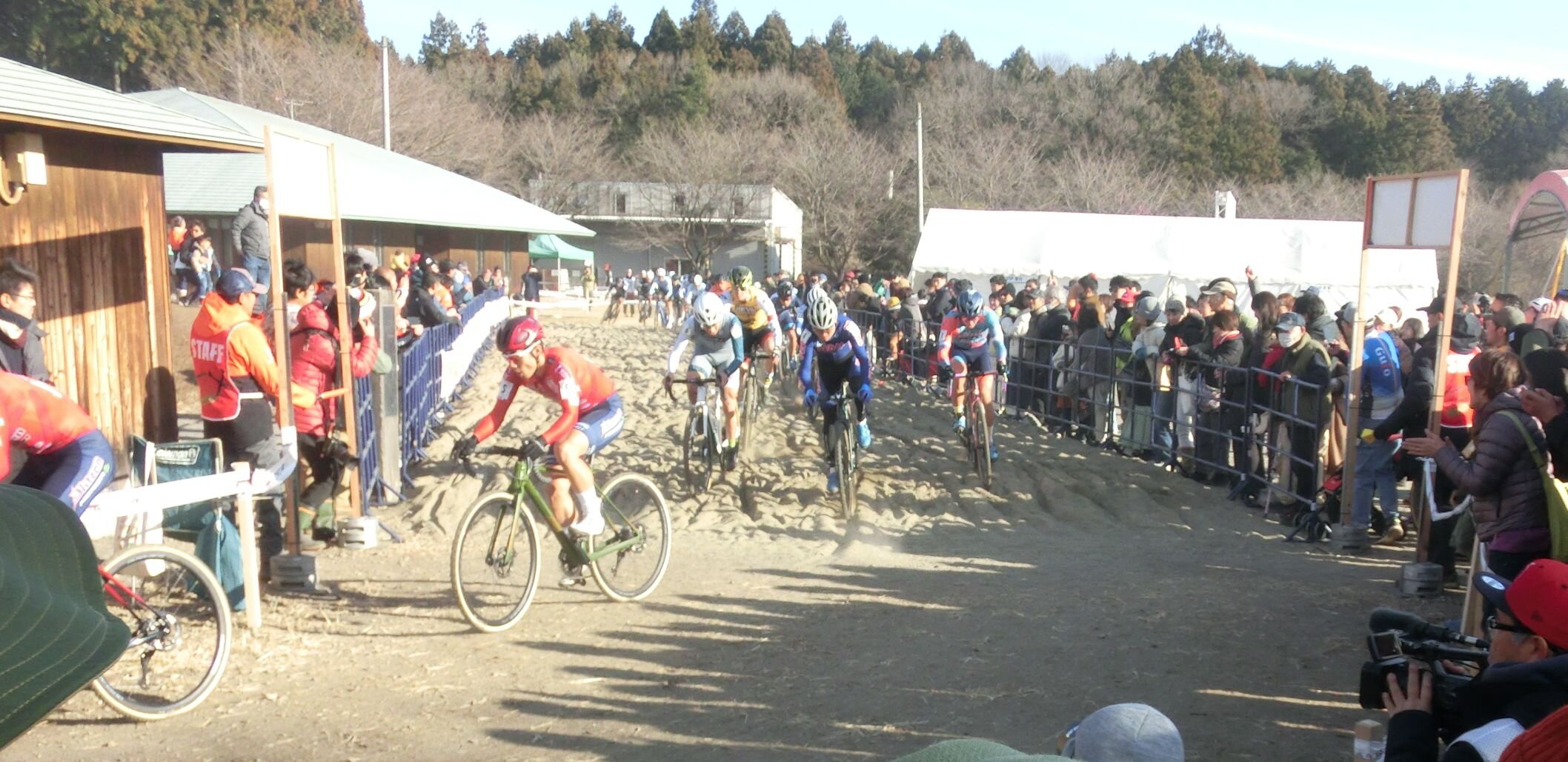 https://www.cyclocross.jp/news/CIMG8463.JPG