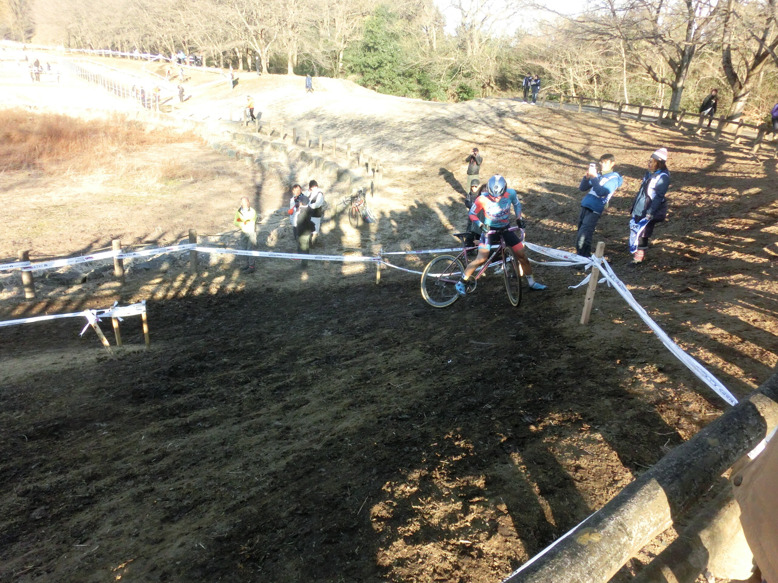 https://www.cyclocross.jp/news/CIMG8723.JPG