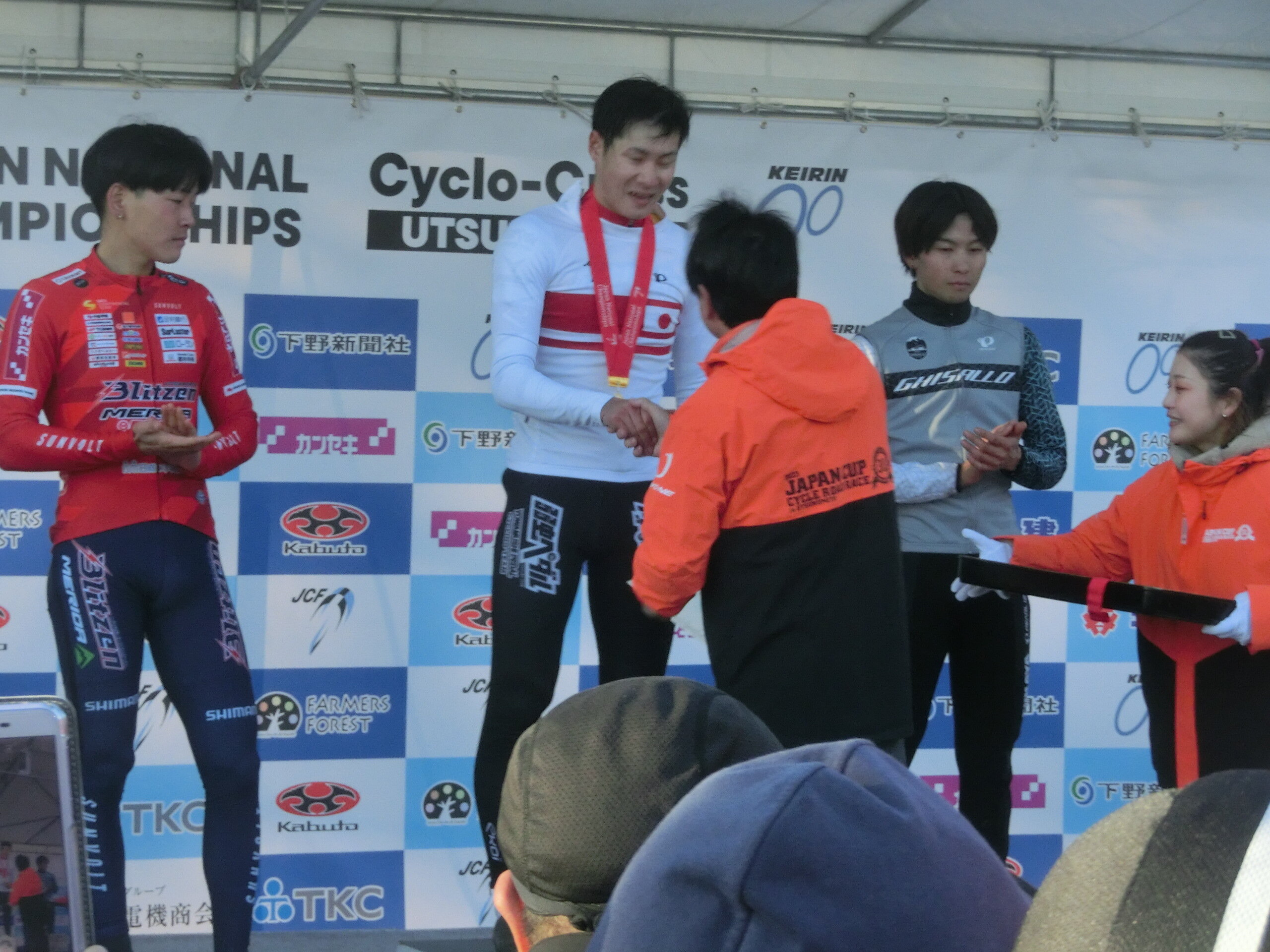 https://www.cyclocross.jp/news/CIMG8776.JPG