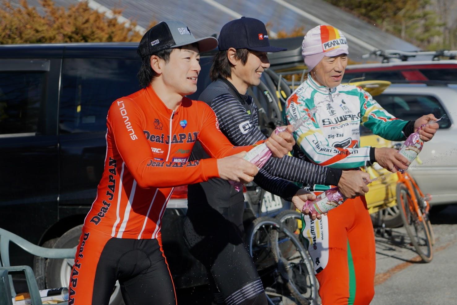 https://www.cyclocross.jp/news/DSC09124.JPG