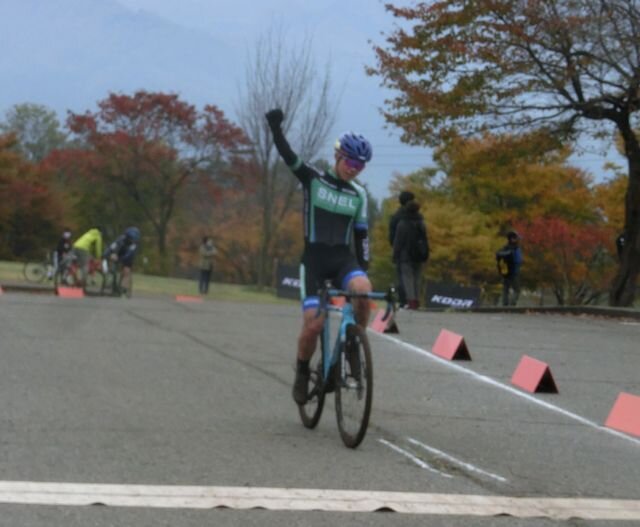 https://www.cyclocross.jp/news/U17day2.jpg